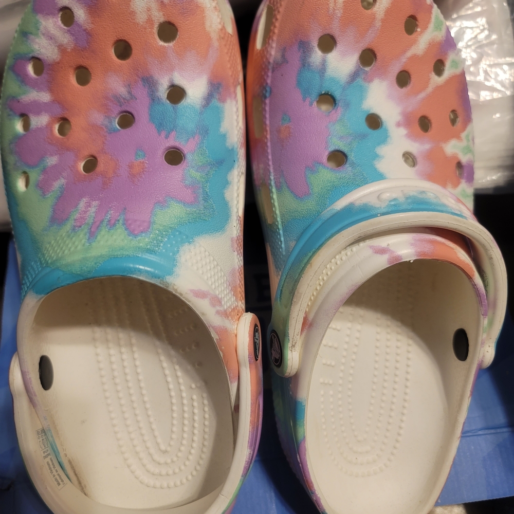 CROCS Tie-Dye